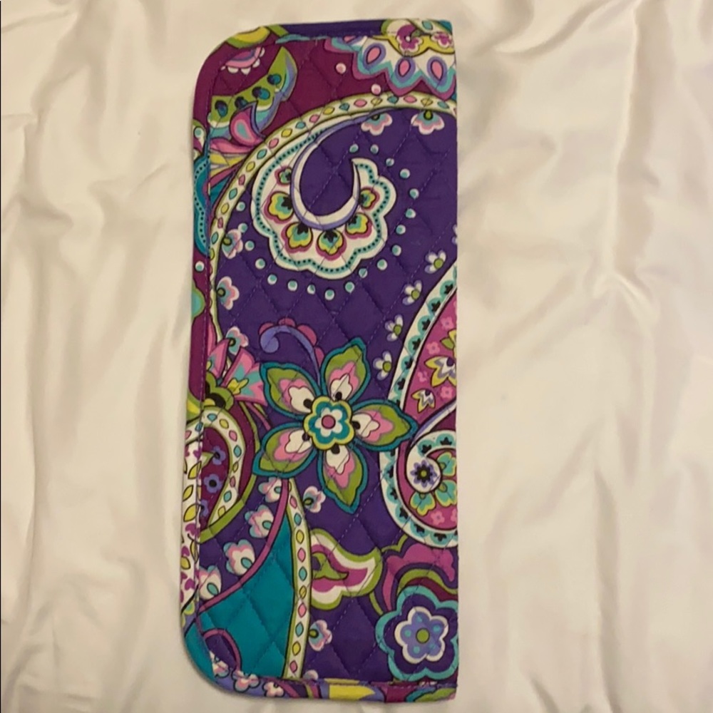 Flat iron holder